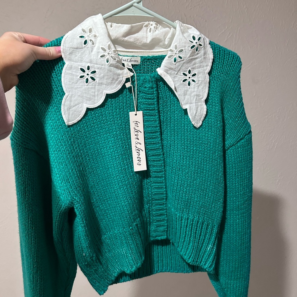 Green Sweater with White Collar